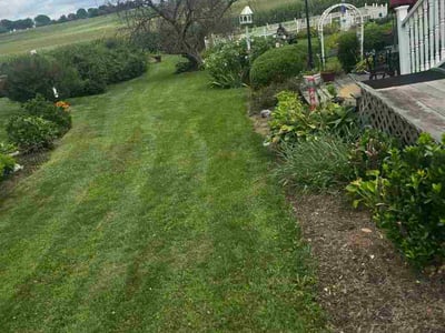 Lawn Care service in Middletown, 17057