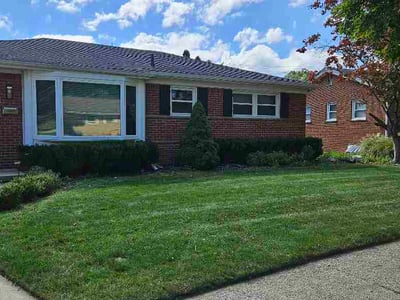 Lawn Care service in Flat Rock, 48134