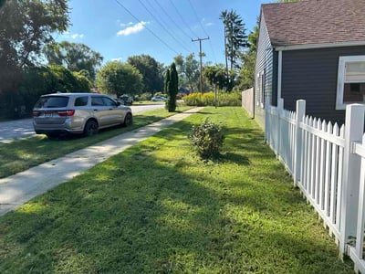 Lawn Care service in Gary, 46402