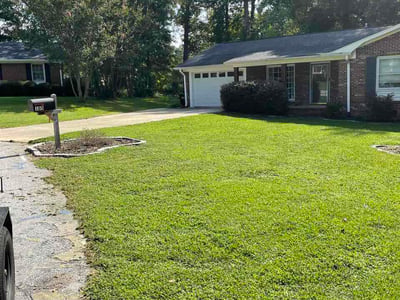 Lawn Care service in Simpsonville, 29681
