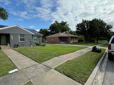 Lawn Care service in Midlothian, 76065