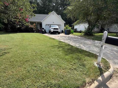 Lawn Care service in Holly Springs, 27540