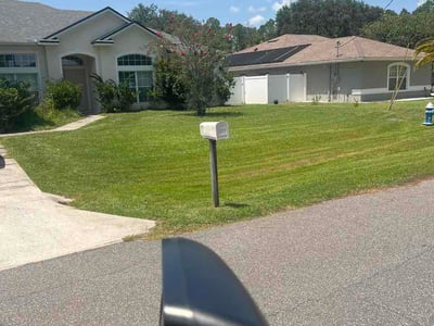 Lawn Care service in Orange City, 32763