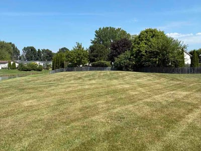 Lawn Care service in Auburn Hills, 48326