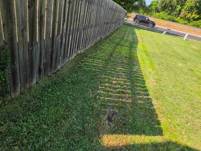 Lawn Care service in Edwardsville, 62025