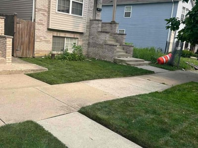 Lawn Care service in Wheaton, 60187