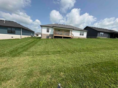 Lawn Care service in Sellersburg, 40475
