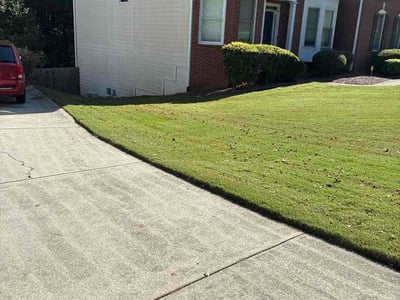 Lawn Care service in Dover, 03820
