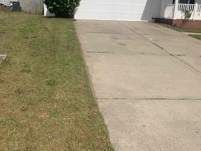 Lawn Care service in Clyde, 28721