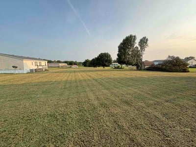 Lawn Care service in Loma Linda, 92354