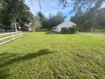 Lawn Care service in Key West, 33040