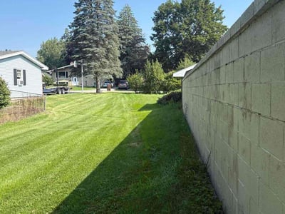 Lawn Care service in Joliet, 60432
