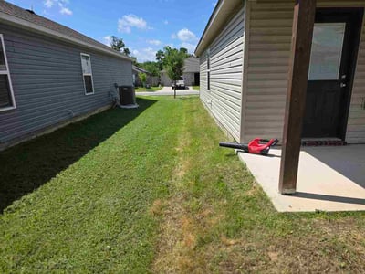 Lawn Care service in Jonesboro, 72401