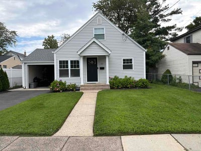 Lawn Care service in Bergenfield, 07621