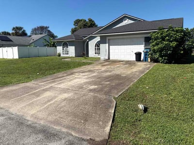 Lawn Care service in Satellite Beach, 32937