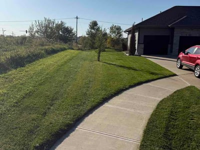Lawn Care service in Elkhorn, 68022