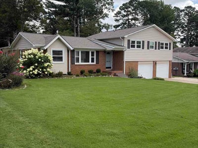 Lawn Care service in Hazel Green, 35750