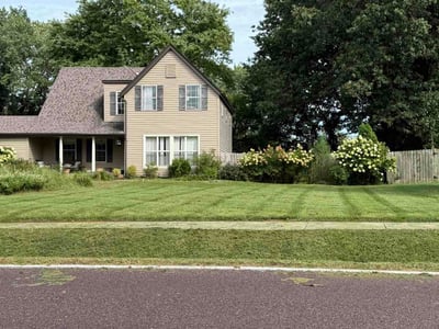 Lawn Care service in Clayton, 63105