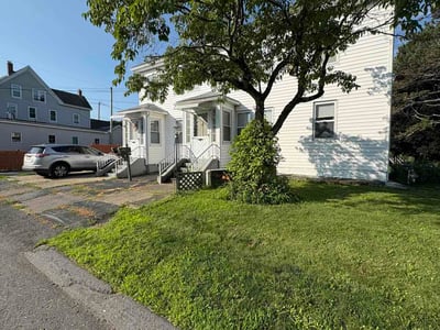 Lawn Care service in Franklin, 02038