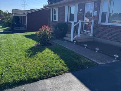 Lawn Care service in Winchester, 40391