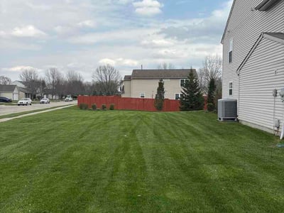 Lawn Care service in Charlestown, 47111