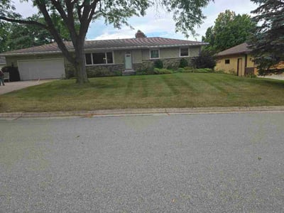 Lawn Care service in Waunakee, 53597