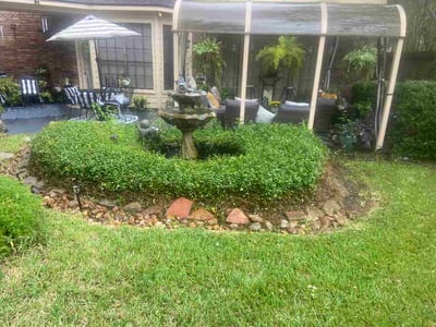 Lawn Care service in Laredo, 78040