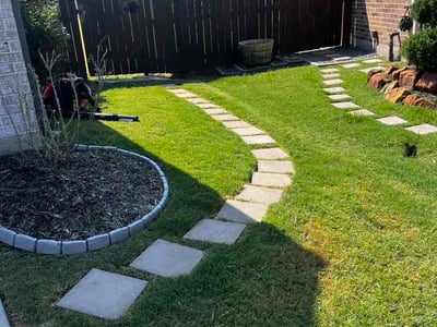 Lawn Care service in Freeport, 77541