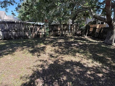 Lawn Care service in Tavares, 32778