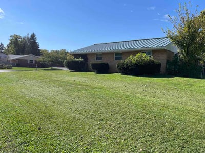 Lawn Care service in Tipp City, 45371