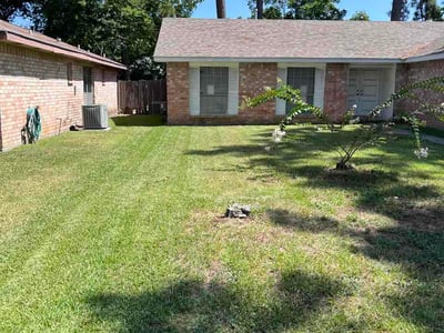 Lawn Care service in Pasadena, 77506