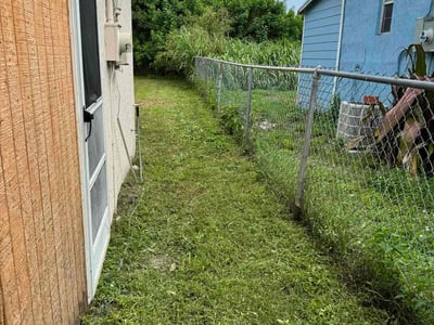 Lawn Care service in Mims, 32754