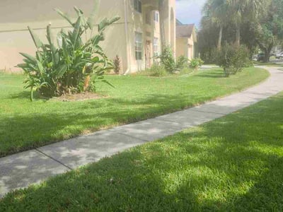 Lawn Care service in Miami Gardens, 33056