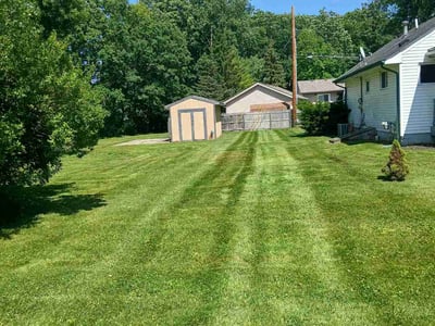 Lawn Care service in Pontiac, 48342