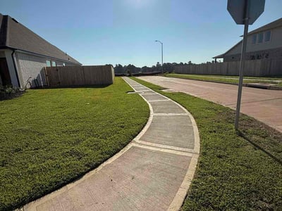 Lawn Care service in Magnolia, 77355