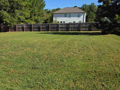 Lawn care service in Atlanta, 30331