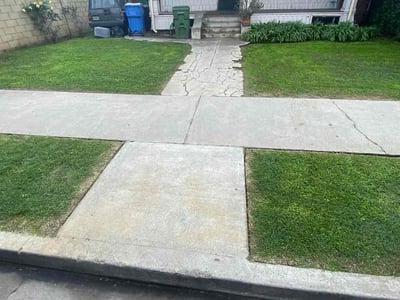 Lawn care service in Los Angeles, 90018