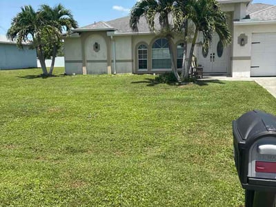 Lawn care service in Cape Coral, 33909