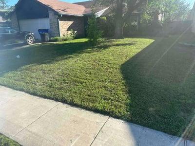 Lawn care service in Forney, 75126