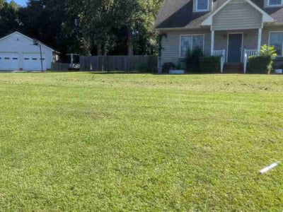 Lawn care service in Havelock, 28532