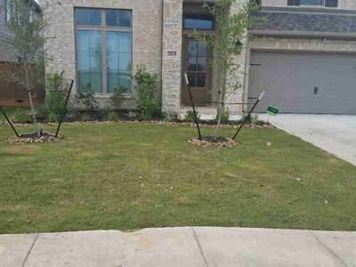 Lawn care service in San Antonio, 78245
