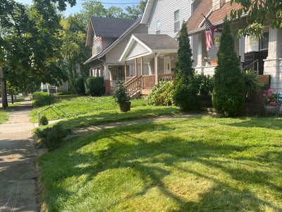 Lawn care service in Akron, 44302