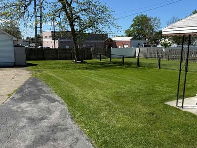 Lawn care service in Blasdell, 14219