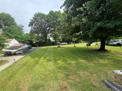 Lawn care service in Rosedale, 21237
