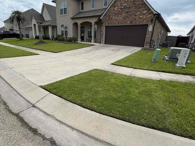 Lawn care service in Slidell, 70461
