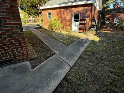 Lawn care service in Norfolk, 23518