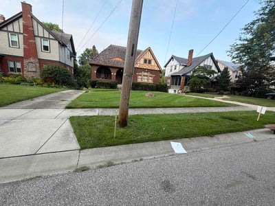 Lawn care service in Cincinnati, 45238