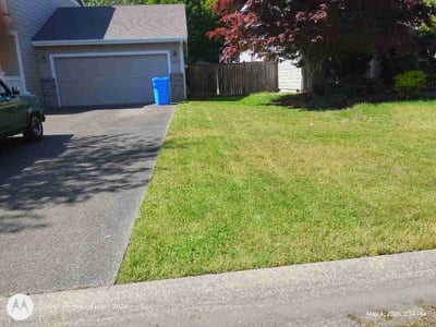 Lawn care service in Puyallup, 98375