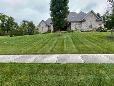 Lawn care service in Beavercreek, 45434