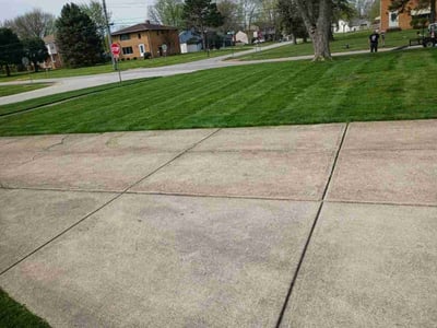 Lawn care service in Strongsville, 44136